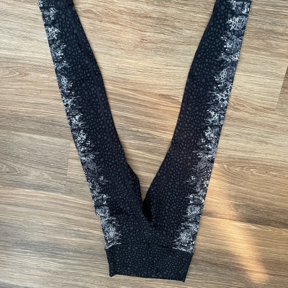 lululemon Wunder Under High Rise Leggings - Picture 3 of 3